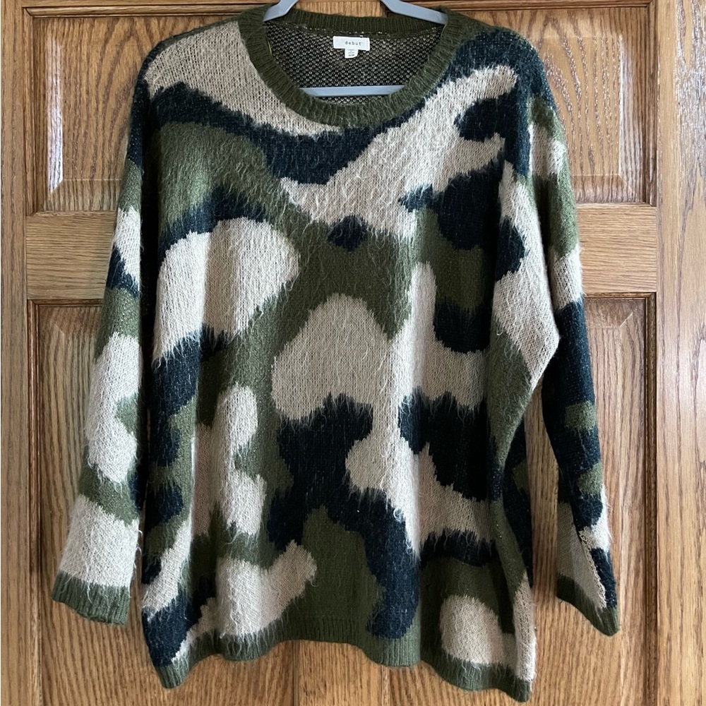 Camo Sweater - Size S/M